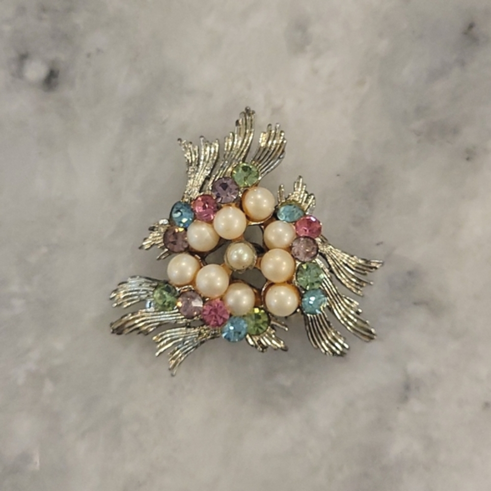 Vintage BSK brooch pin